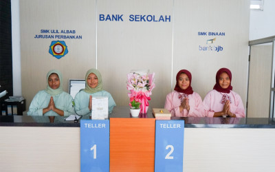 SMK ULIL ALBAB CIREBON – PROGRAM KEAHLIAN PERBANKAN