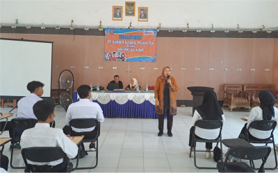 SMK ULIL ALBAB CIREBON GANDENG ALFAMART, SEDIAKAN LAPANGAN KERJA UNTUK SISWA